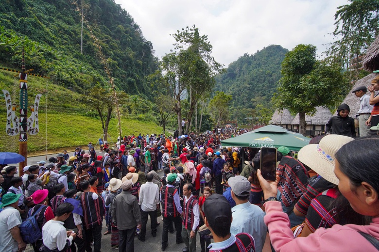 Đặc sắc lễ hội ớt A Riêu nơi Cổng trời Đông Giang- Ảnh 7. Đặc sắc lễ hội ớt A Riêu nơi Cổng trời Đông Giang- Ảnh 7.