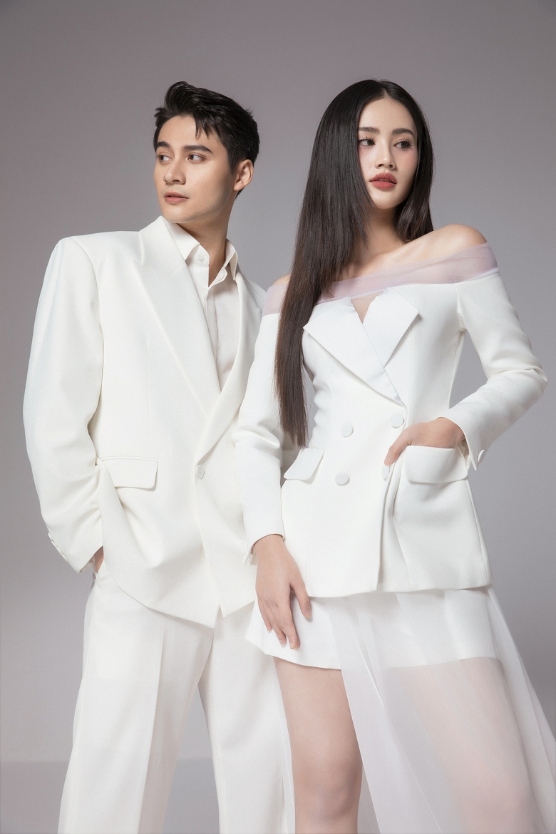 Đọ nhan sắc, v&oacute;c d&aacute;ng của nam vương v&agrave; Hoa hậu Thế giới Việt Nam khi đứng chung khung h&igrave;nh- Ảnh 9.