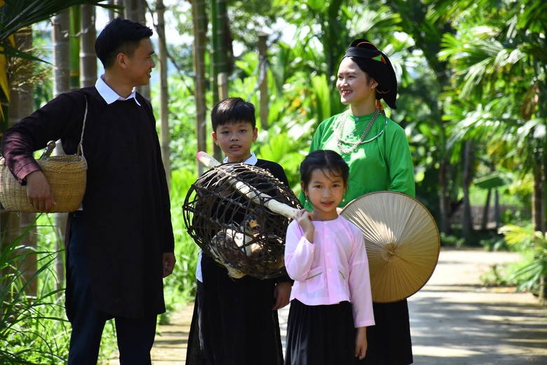 M&oacute;n ăn nhất định c&oacute; trong dịp rằm th&aacute;ng Bảy của người d&acirc;n tộc thiểu số ở Y&ecirc;n B&aacute;i - Ảnh 1.