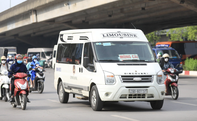 Nghiên cứu bổ sung chế tài xử nghiêm xe trá hình- Ảnh 1. Nghiên cứu bổ sung chế tài xử nghiêm xe trá hình- Ảnh 1.