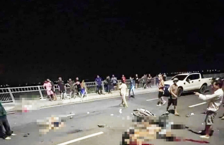 Theo chân CSGT xử lý thanh, thiếu niên vi phạm trật tự ATGT nơi đất Mỏ- Ảnh 3. Theo chân CSGT xử lý thanh, thiếu niên vi phạm trật tự ATGT nơi đất Mỏ- Ảnh 3.