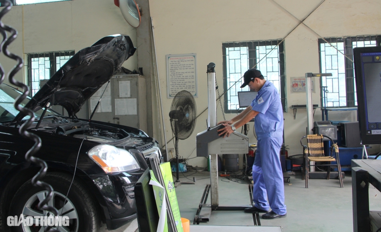 V&igrave; sao giấy chứng nhận đăng kiểm c&oacute; hai loại kh&aacute;c nhau về m&agrave;u sắc?- Ảnh 1.