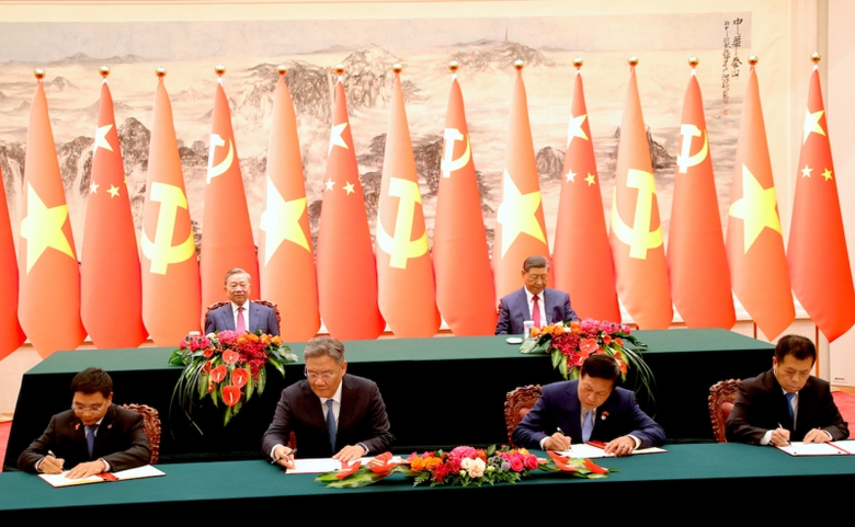 Việt Nam - Trung Quốc k&yacute; kết nhiều văn kiện về đường sắt- Ảnh 3.