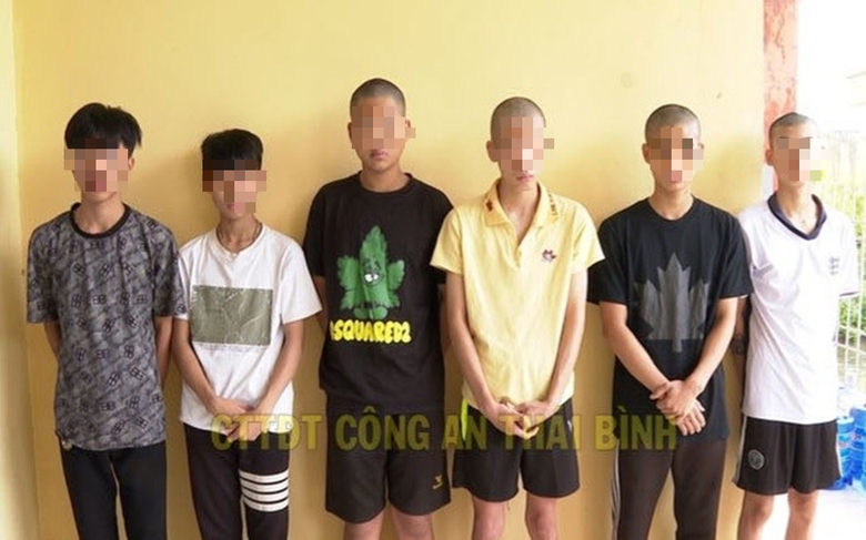 Bất ngờ l&yacute; do nh&oacute;m đối tượng d&ugrave;ng kiếm chặt ch&eacute;m, cướp biển số xe m&aacute;y