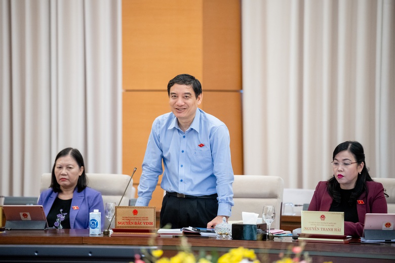 Chủ tịch Quốc hội: Đ&atilde; c&oacute; thời gian tồn tại thực trạng học theo phong tr&agrave;o- Ảnh 1.