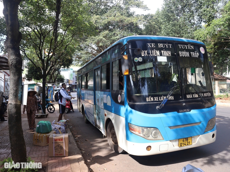 Đắk Lắk: Dừng khai th&aacute;c một số tuyến bu&yacute;t do thua lỗ- Ảnh 1.