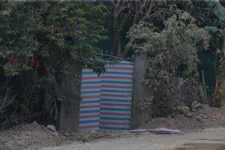 Dự &aacute;n mở rộng QL7A chậm GPMB, d&acirc;n khổ v&igrave; bụi, nh&agrave; thầu "dở kh&oacute;c dở cười"- Ảnh 13.