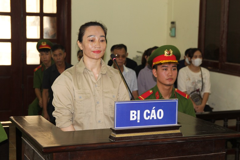 C&ocirc; đồng bổ cau "đ&uacute;ng nhận, sai c&atilde;i" ở Hải Dương hầu t&ograve;a- Ảnh 1.