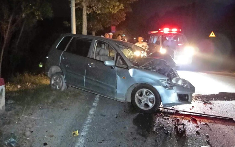 Hiện trường vụ va chạm khiến t&agrave;i xế xe con tử vong tại chỗ.