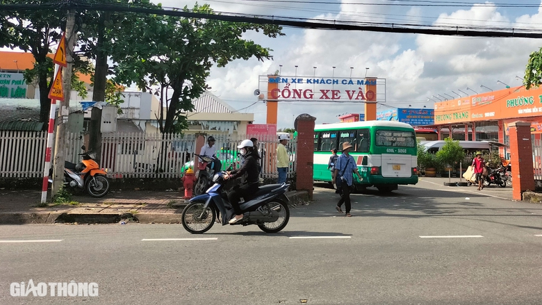 C&agrave; Mau siết chặt giao th&ocirc;ng dịp lễ 2/9, xử nghi&ecirc;m học sinh vi phạm- Ảnh 2.