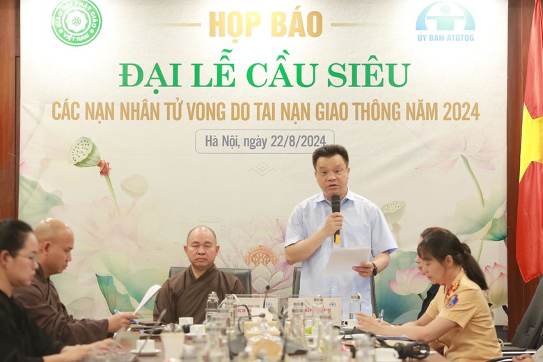 Lần đầu ti&ecirc;n tổ chức đại lễ cầu si&ecirc;u nạn nh&acirc;n tử vong do tai nạn giao th&ocirc;ng tại miền Trung- Ảnh 1.