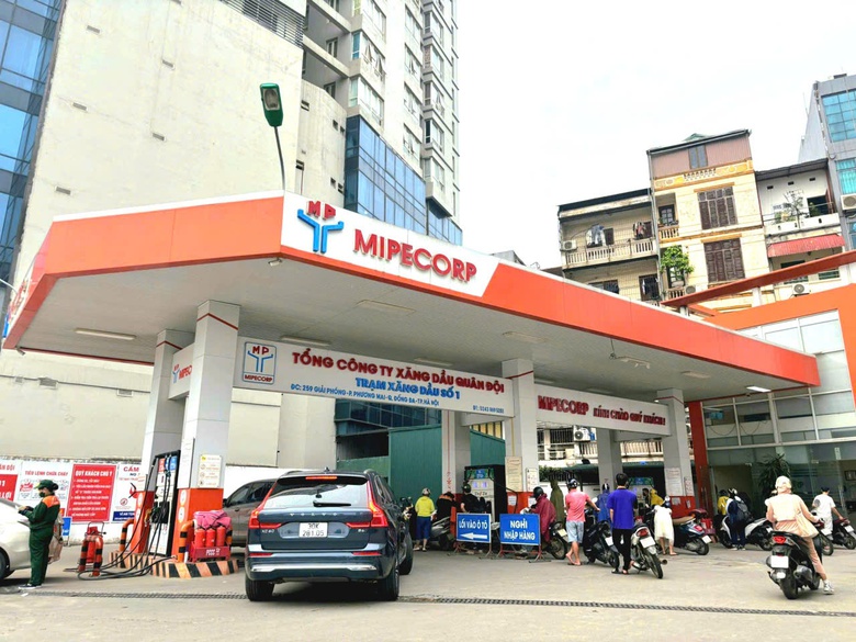 Bộ C&ocirc;ng thương n&oacute;i điều "được" v&agrave; "mất" của Quỹ B&igrave;nh ổn gi&aacute; xăng dầu- Ảnh 1.