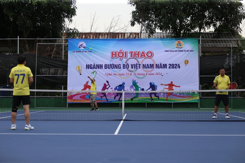 Sôi nổi hội thao ngành Đường bộ Việt Nam- Ảnh 8. Sôi nổi hội thao ngành Đường bộ Việt Nam- Ảnh 8.