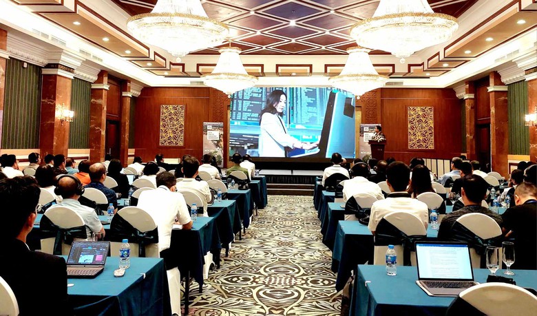 Hàng không chuyển đổi số, hướng đến làm thủ tục không tiếp xúc- Ảnh 3. Hàng không chuyển đổi số, hướng đến làm thủ tục không tiếp xúc- Ảnh 3.