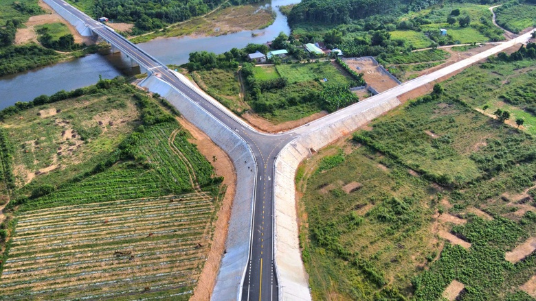 Cận cảnh tuyến đường mới nối phía Nam sông Cu Đê và tỉnh lộ 700 tỷ của Đà Nẵng- Ảnh 5. Cận cảnh tuyến đường mới nối phía Nam sông Cu Đê và tỉnh lộ 700 tỷ của Đà Nẵng- Ảnh 5.