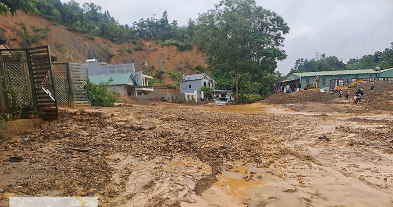 Cao Bằng: C&aacute;c tuyến đường đ&atilde; th&ocirc;ng suốt, khẩn trương khắc phục hậu quả mưa lũ- Ảnh 1.