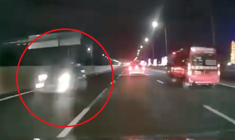 Xử phạt t&agrave;i xế &ocirc; t&ocirc; đi ngược chiều trong đ&ecirc;m tr&ecirc;n cao tốc H&agrave; Nội - Hải Ph&ograve;ng- Ảnh 2.