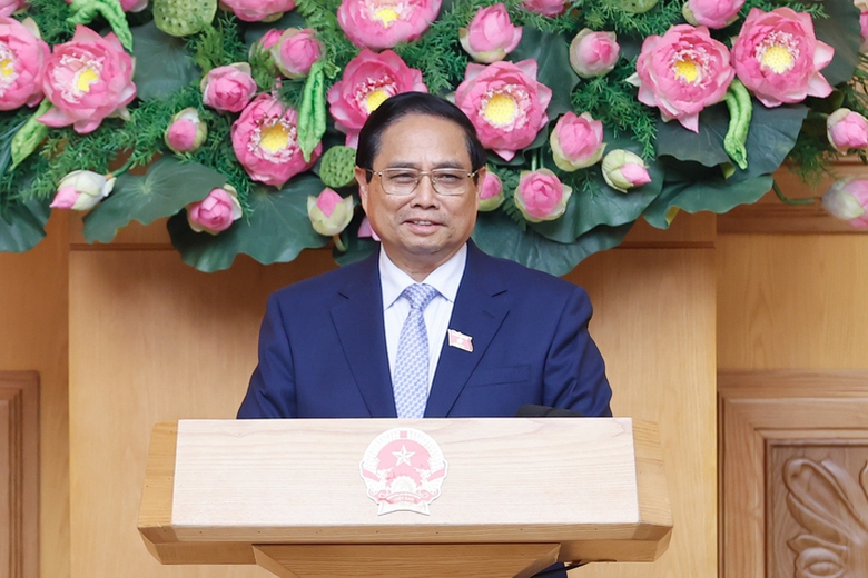 Thủ tướng Phạm Minh Ch&iacute;nh giao nhiệm vụ cho 3 Ph&oacute; thủ tướng v&agrave; 2 Bộ trưởng- Ảnh 1.