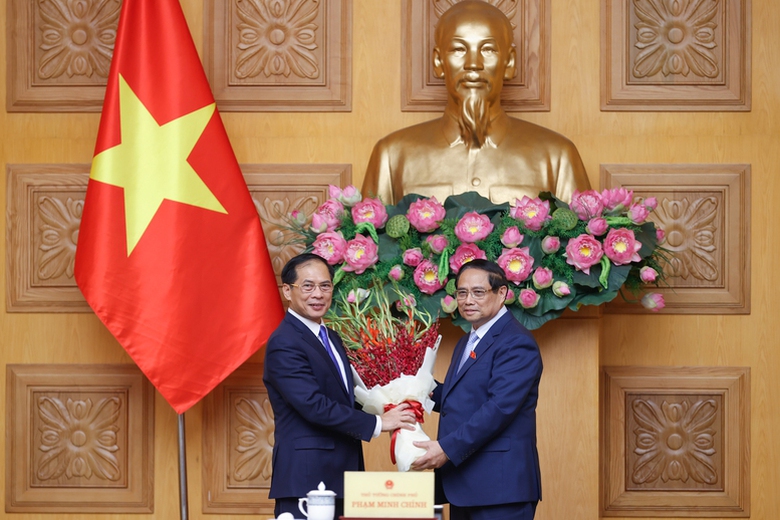 Thủ tướng Phạm Minh Ch&iacute;nh giao nhiệm vụ cho 3 Ph&oacute; thủ tướng v&agrave; 2 Bộ trưởng- Ảnh 3.