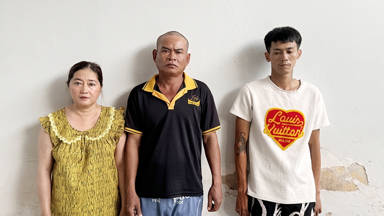 Triệt ph&aacute; đường d&acirc;y đưa người xuất, nhập cảnh tr&aacute;i ph&eacute;p ở An Giang- Ảnh 1.