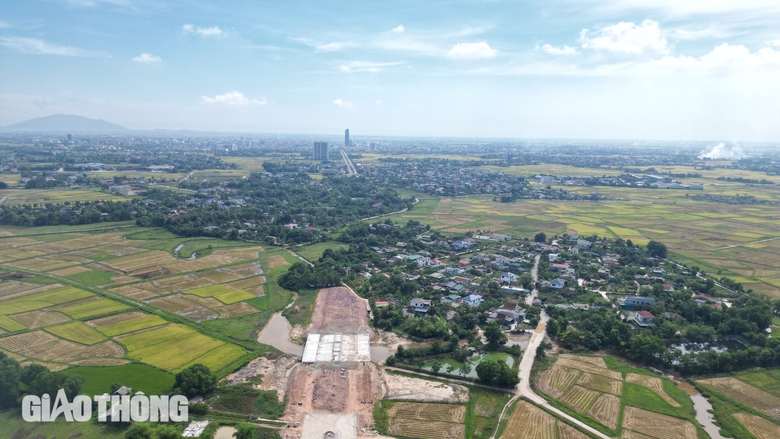 Đường hơn 570 tỷ ở H&agrave; Tĩnh kh&oacute; về đ&iacute;ch đ&uacute;ng hẹn v&igrave; chậm t&aacute;i định cư- Ảnh 6.