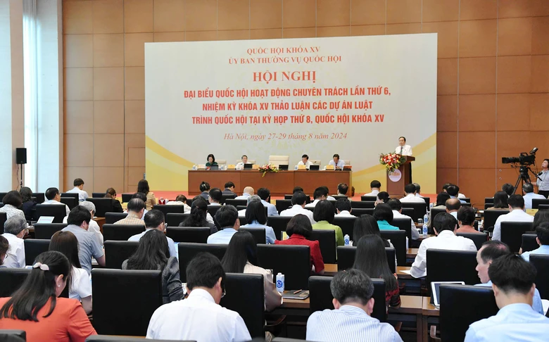 Chủ tịch Quốc hội: C&aacute;c bộ trưởng cần trực tiếp x&acirc;y dựng những dự &aacute;n luật của ng&agrave;nh m&igrave;nh- Ảnh 2.