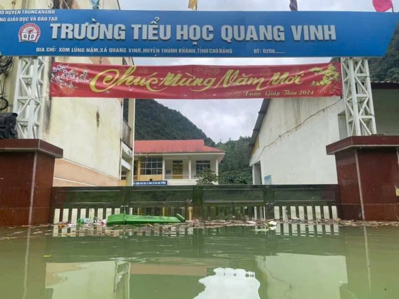 Nhiều trường học tại Cao Bằng vẫn ngập s&acirc;u trước thềm năm học mới- Ảnh 3.