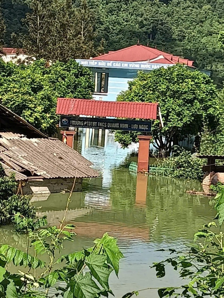 Nhiều trường học tại Cao Bằng vẫn ngập s&acirc;u trước thềm năm học mới- Ảnh 2.
