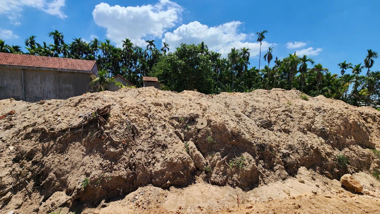 Di dời trạm viễn thông trên cao tốc Quảng Ngãi - Hoài Nhơn trong tháng 8/2024- Ảnh 3. Di dời trạm viễn thông trên cao tốc Quảng Ngãi - Hoài Nhơn trong tháng 8/2024- Ảnh 3.