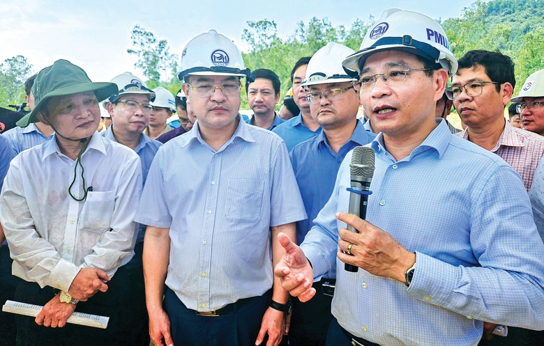 Ba năm thần tốc đưa chủ trương th&agrave;nh &ldquo;đường lớn&rdquo;- Ảnh 2.
