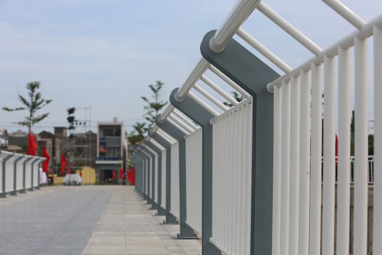 Ngắm tượng đ&agrave;i "Con t&agrave;u tập kết ra Bắc" ở Sầm Sơn- Ảnh 11.