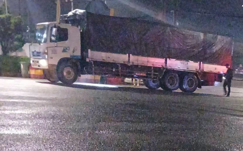 Tạm giữ t&agrave;i xế xe tải nghi cố t&igrave;nh c&aacute;n chết người tr&ecirc;n quốc lộ 51- Ảnh 1.