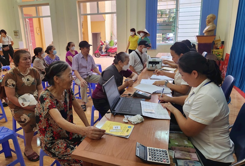 Quy định chi tiết những chức vụ nghỉ hưu ở độ tuổi cao hơn- Ảnh 1. Quy định chi tiết những chức vụ nghỉ hưu ở độ tuổi cao hơn- Ảnh 1.