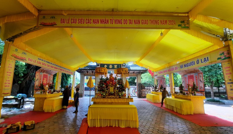 Ng&agrave;y mai, bắt đầu đại lễ cầu si&ecirc;u c&aacute;c nạn nh&acirc;n tử vong do tai nạn giao th&ocirc;ng ở TP Huế- Ảnh 6.