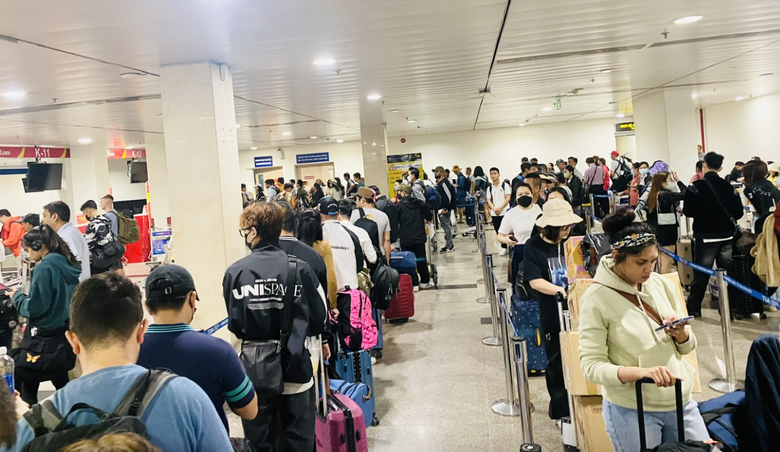 T&acirc;n Sơn Nhất dự kiến phục vụ 600.000 kh&aacute;ch trong kỳ nghỉ lễ Quốc kh&aacute;nh 2/9- Ảnh 1.