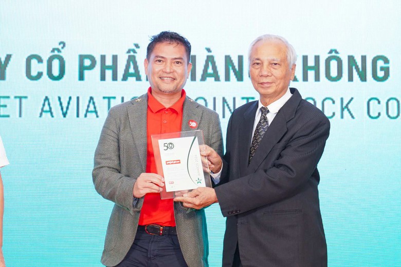 Vietjet được vinh danh Top 50 doanh nghiệp ph&aacute;t triển bền vững 2024- Ảnh 1.