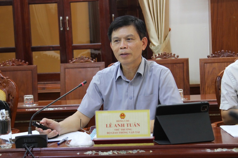 Thứ trưởng Bộ GTVT chỉ đạo gỡ vướng dự &aacute;n kết nối giao th&ocirc;ng T&acirc;y Nguy&ecirc;n- Ảnh 1.