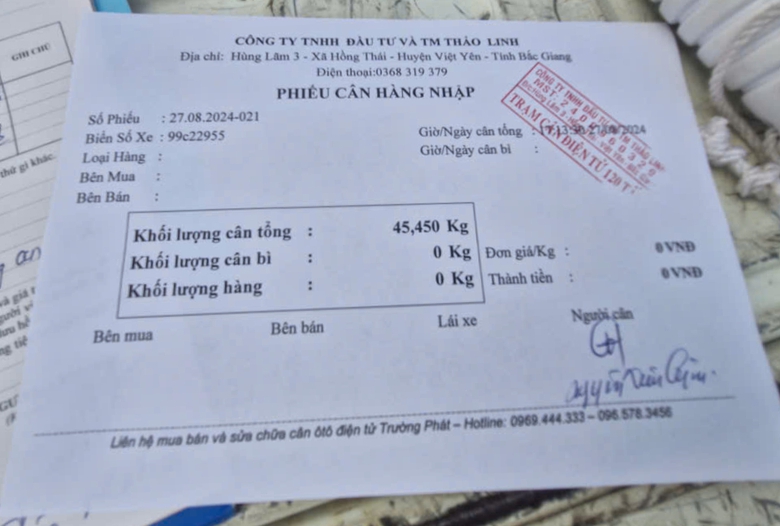 Để xe chở qu&aacute; tải, g&acirc;y &ocirc; nhiễm, nh&agrave; thầu v&agrave; chủ đầu tư s&acirc;n golf đổ lỗi cho nhau- Ảnh 8.