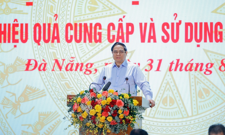 Thủ tướng: Chuyển đổi số đ&atilde; đến từng ng&otilde;, từng nh&agrave;, từng người- Ảnh 2.