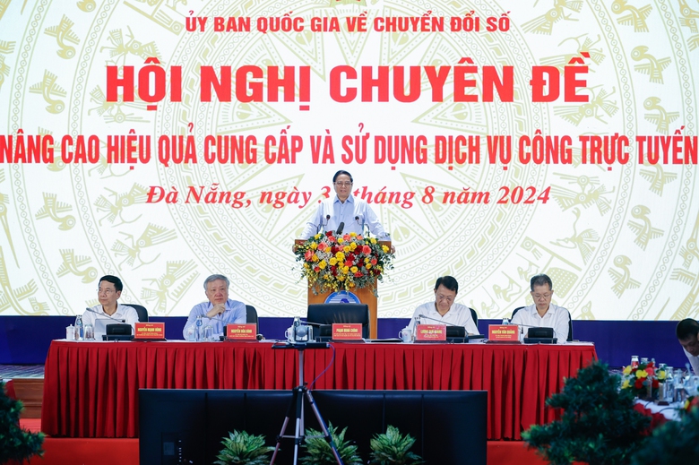 Thủ tướng: Chuyển đổi số đ&atilde; đến từng ng&otilde;, từng nh&agrave;, từng người- Ảnh 1.