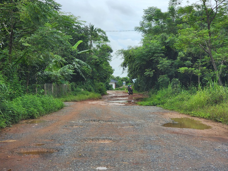 Ph&uacute; Thọ: Người đi đường khốn khổ v&igrave; dự &aacute;n trăm tỷ dở dang- Ảnh 1.