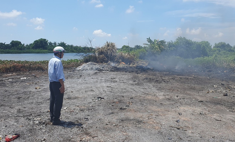 Hải Ph&ograve;ng:&nbsp;R&aacute;c thải độc hại bức tử s&ocirc;ng Đa Độ- Ảnh 1.