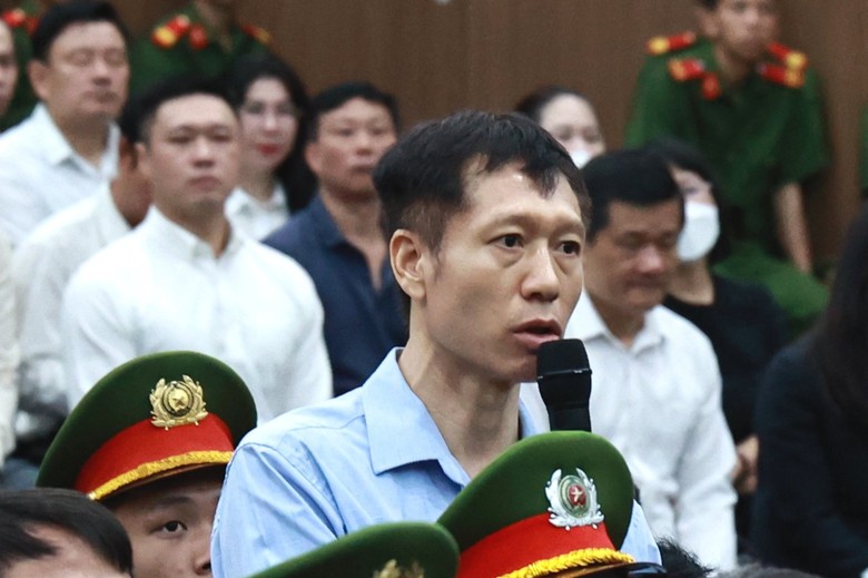 Trịnh Văn Quyết v&agrave; đồng phạm phải bồi thường bao nhi&ecirc;u tiền cho nh&agrave; đầu tư?- Ảnh 2.