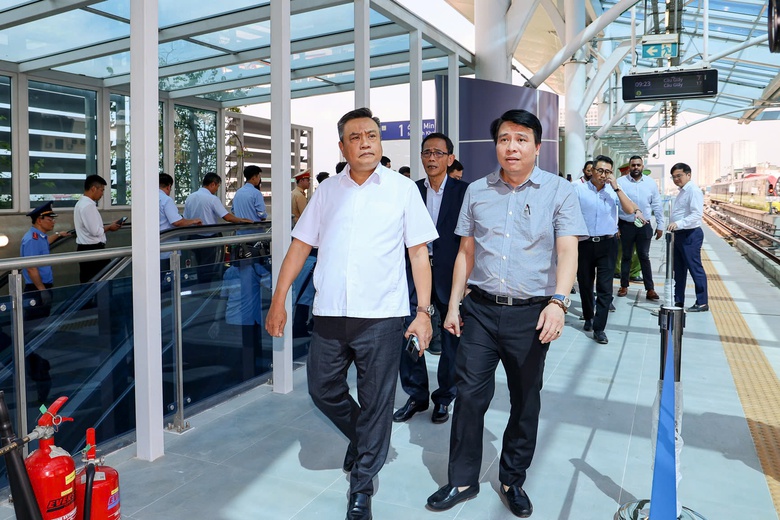 T&agrave;u điện Nhổn - ga H&agrave; Nội sẽ miễn ph&iacute; 15 ng&agrave;y cho h&agrave;nh kh&aacute;ch- Ảnh 3.