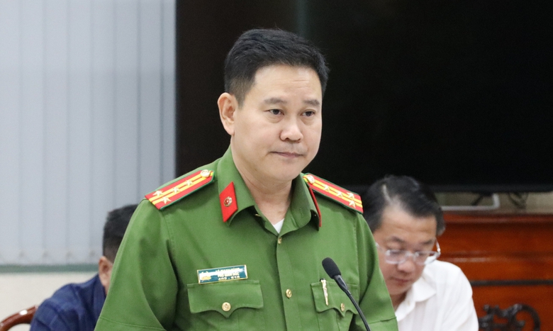 Khởi tố vụ tai nạn giữa xe b&aacute;n tải v&agrave; t&agrave;u hỏa khiến 2 người tử vong- Ảnh 1.