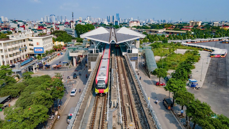 S&aacute;ng mai (8/8), vận h&agrave;nh thương mại đoạn tr&ecirc;n cao tuyến metro Nhổn - ga H&agrave; Nội- Ảnh 1.