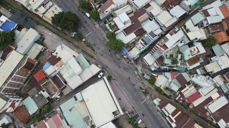 Lắp gác chắn, xóa lối đi tự mở xảy ra tai nạn ở Đồng Nai- Ảnh 4. Lắp gác chắn, xóa lối đi tự mở xảy ra tai nạn ở Đồng Nai- Ảnh 4.