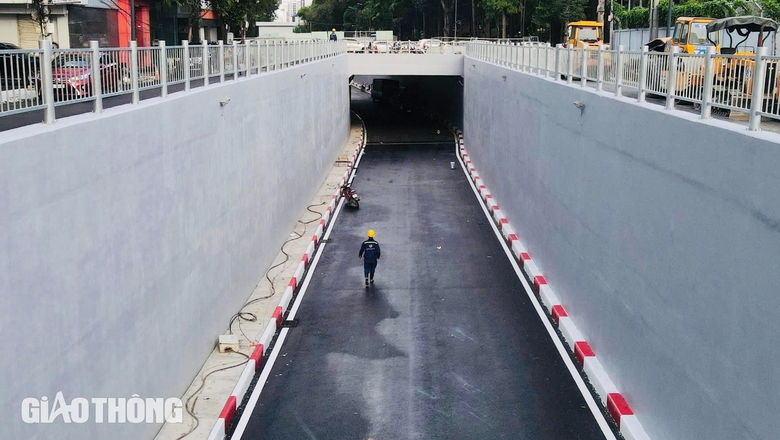 Cận cảnh hầm chui ở cửa ng&otilde; s&acirc;n bay T&acirc;n Sơn Nhất sắp th&ocirc;ng xe- Ảnh 7.