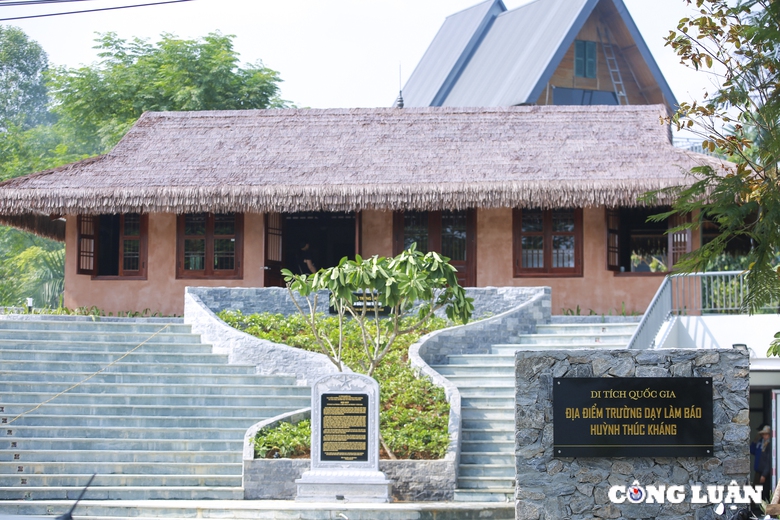 C&ocirc;ng tr&igrave;nh đ&atilde; được khởi c&ocirc;ng tu bổ, t&ocirc;n tạo bắt đầu từ 18/1 đến nay, c&ocirc;ng tr&igrave;nh n&agrave;y cơ bản ho&agrave;n th&agrave;nh v&agrave; chờ đ&oacute;n ng&agrave;y kh&aacute;nh th&agrave;nh v&agrave;o 9/8. (Ảnh: C&ocirc;ng Luận)