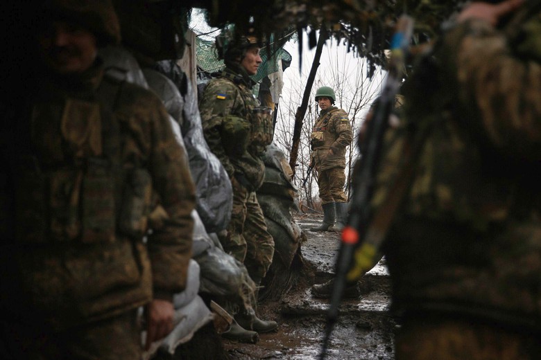 Ukraine đột k&iacute;ch Nga trong đ&ecirc;m: Nước đi sai lầm?- Ảnh 2.